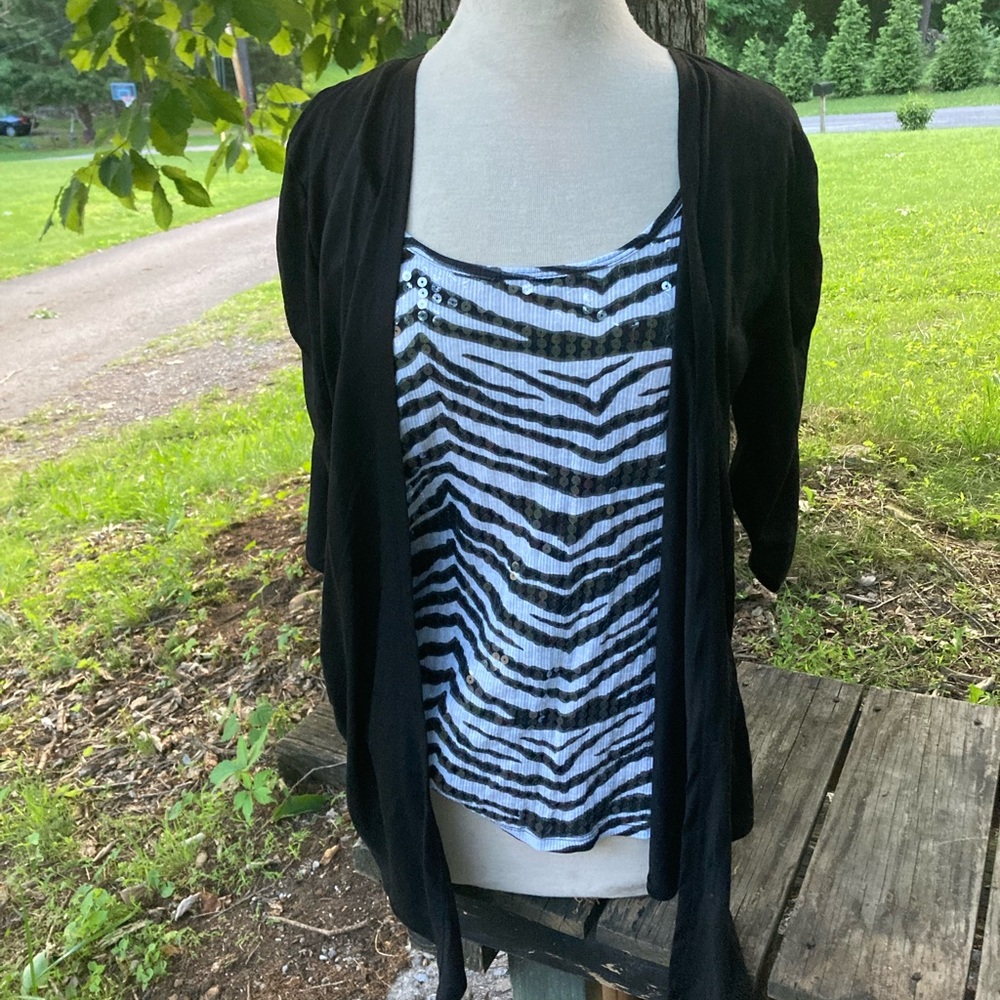 ZEBRA STRIPE SEQUIN TOP WITH BLACK JACKET NO BOUNDARIES JUNIORS XL